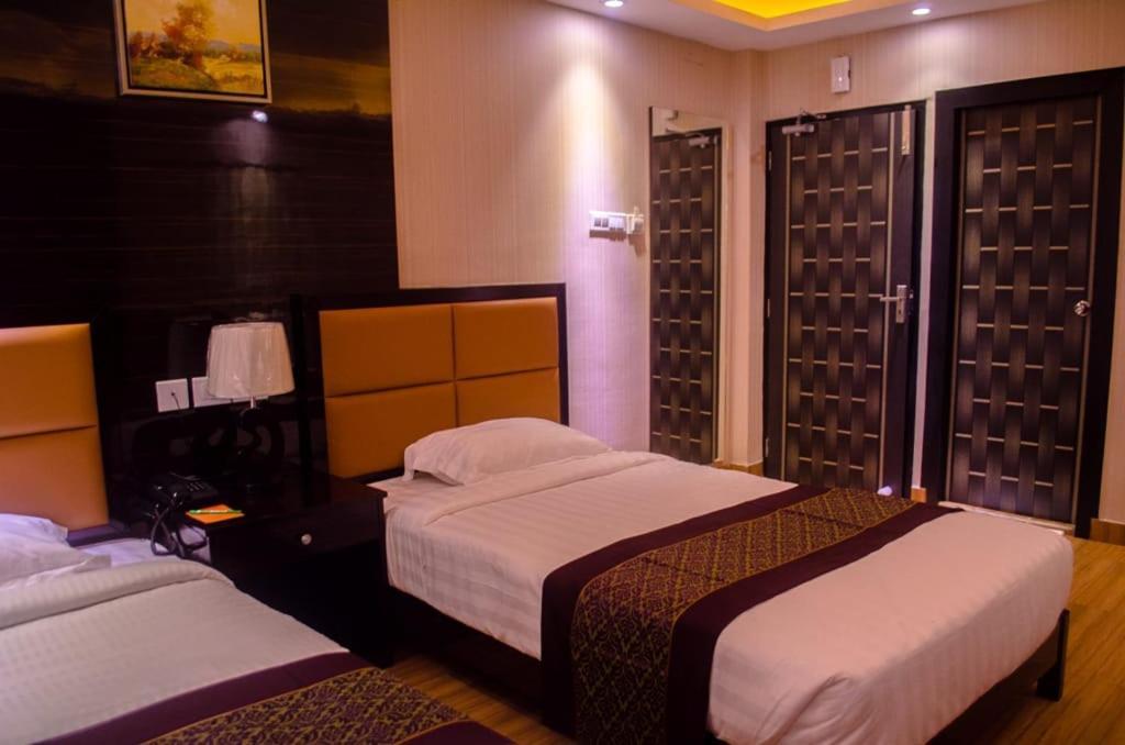 Hotel Comfotel كولكاتا المظهر الخارجي الصورة