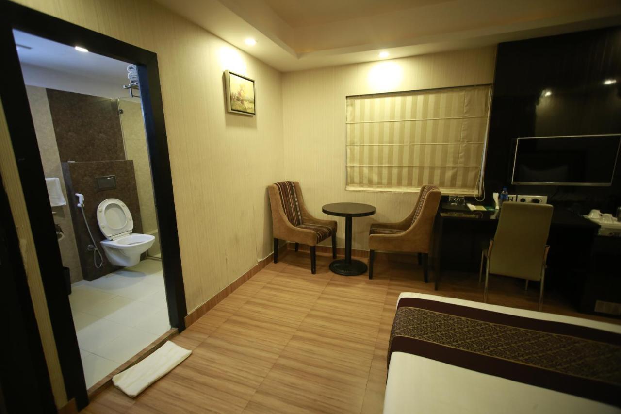 Hotel Comfotel كولكاتا المظهر الخارجي الصورة