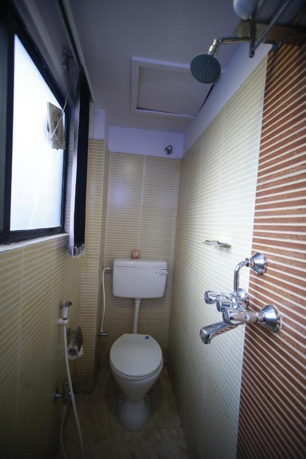 Hotel Comfotel كولكاتا المظهر الخارجي الصورة