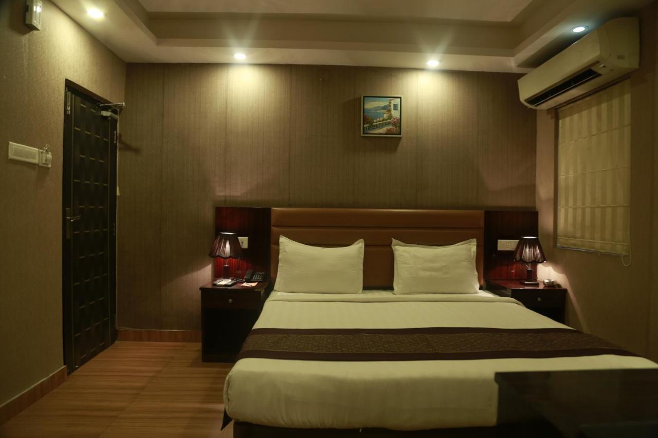 Hotel Comfotel كولكاتا المظهر الخارجي الصورة
