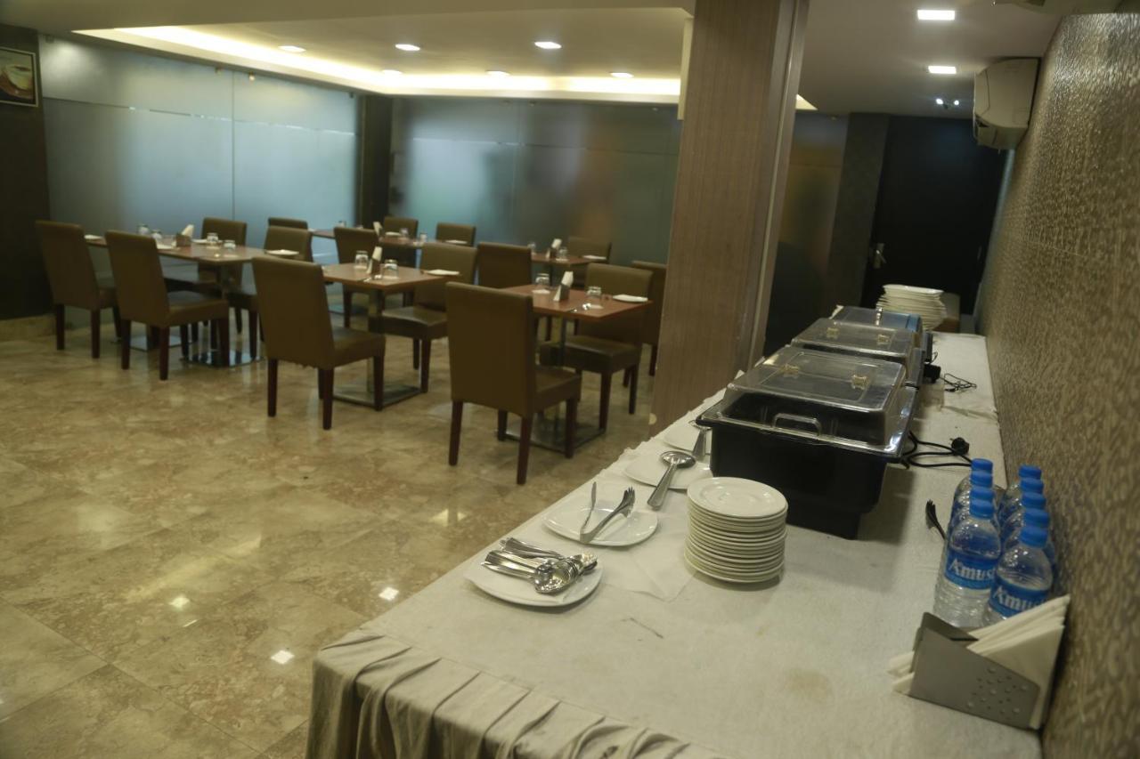 Hotel Comfotel كولكاتا المظهر الخارجي الصورة